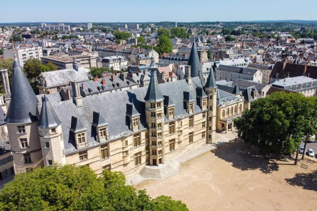 Nevers, Appartement De Standing Proche De La Gare Exteriér fotografie